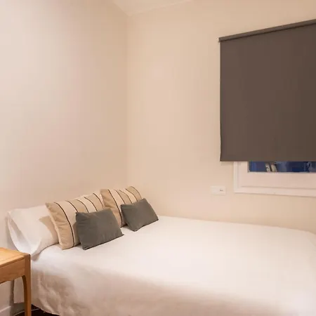 Comfortable 3 Bed Apt Next To The Sagrada Familia Barcelona Exterior photo